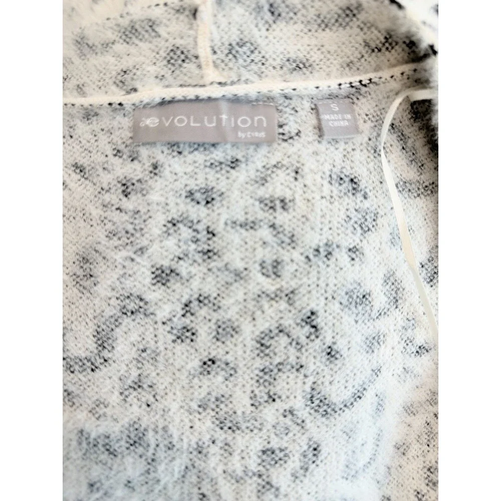 Evolution by Cyrus Fuzzy Leopard Print Open Cardigan Sweater Womens Small